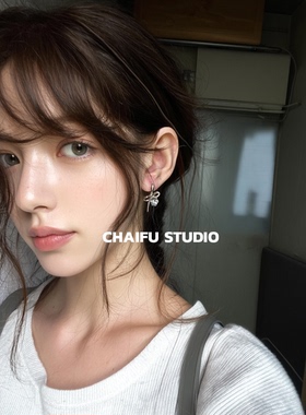 柴夫工作室/R206 韩系冷调少女感方糖锆石耳钉几何蝴蝶结清透耳环