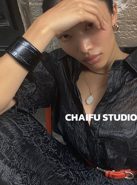 欧美个性朋克真皮纹理开口手镯