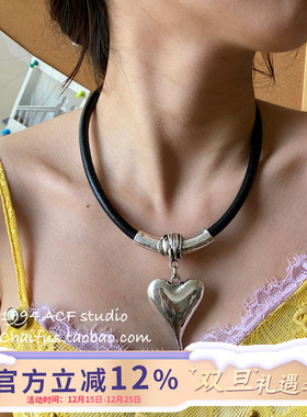 极简小众复古做旧爱心磁吸项链