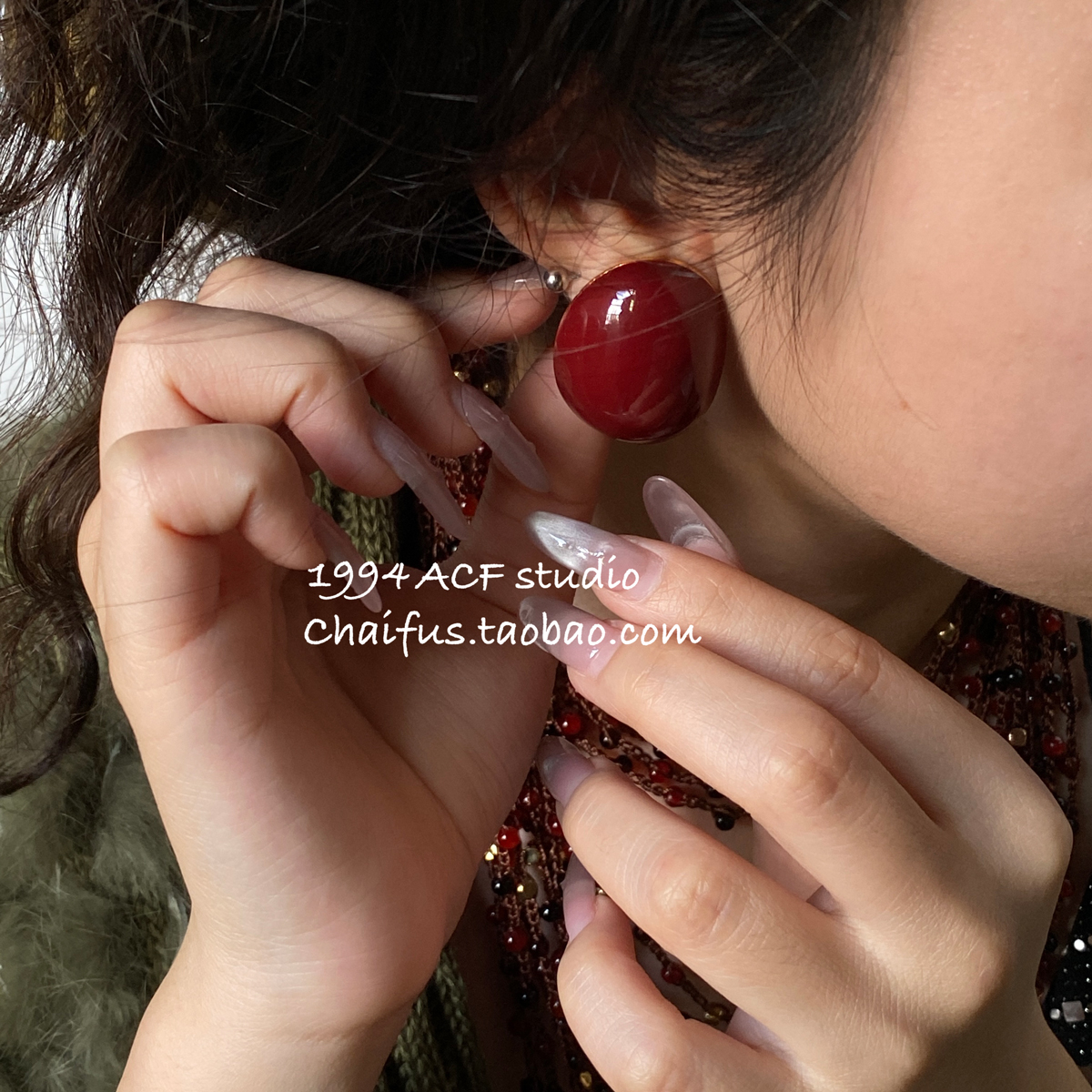 ins复古冷艳酒红椭圆耳钉