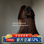 柴夫工作室 F187 INS复古风不规则爱心盘发抓夹哑光高级感鲨鱼夹