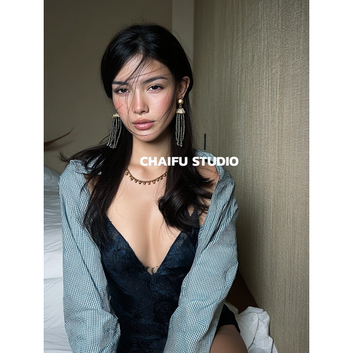 中古重工串珠琉璃点钻耳钉