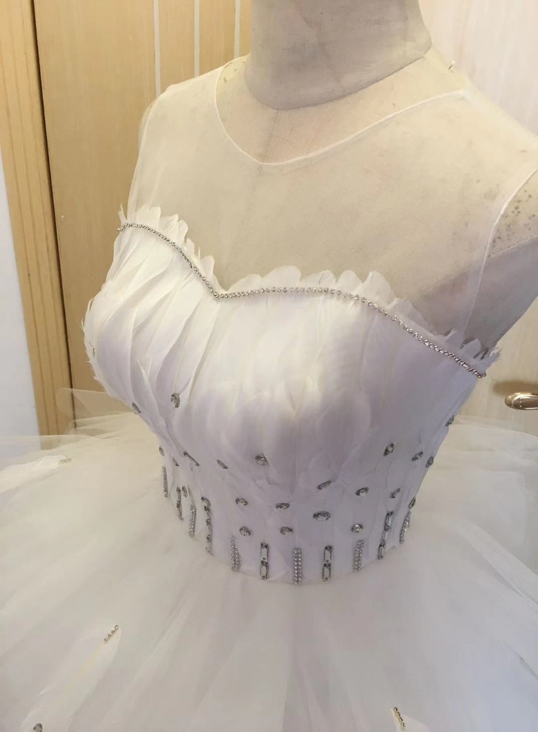 宴会晚礼服新款年会主持新娘短款