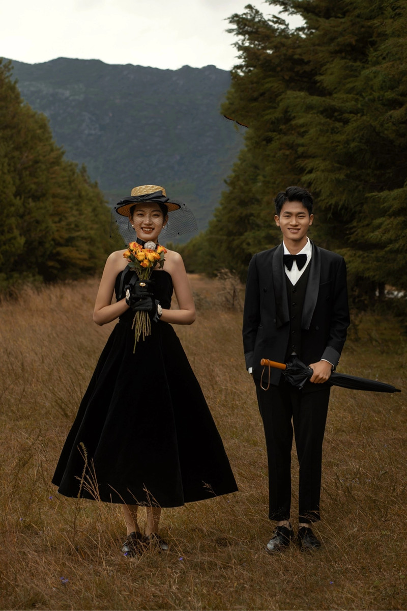 复古赫本风抹胸中长款礼服丝绒显瘦