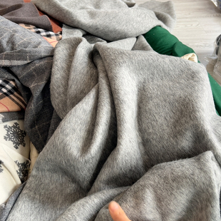 双层苏利羊驼绒混灰1.5门幅1000克150一米