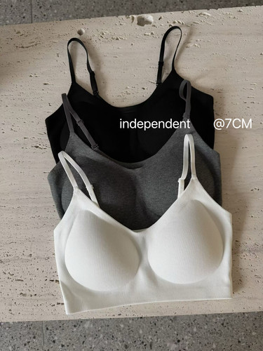 韩国货现货2026春季新款洋气百搭显瘦无痕一体简约美背舒适抹胸女