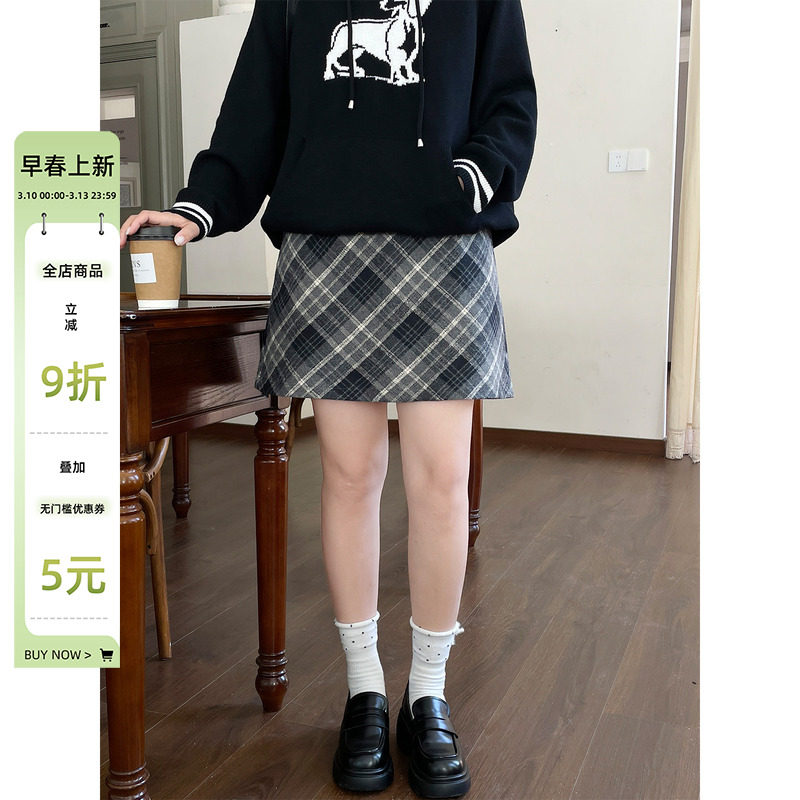 大码胖mm绝美巨好看的格子半身裙秋冬新款甜辣显瘦a字格纹短裙子