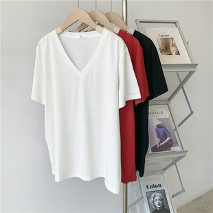 丝滑V领短袖T恤女春夏宽松大码休闲纯色慵懒风简约上衣红色T恤衫