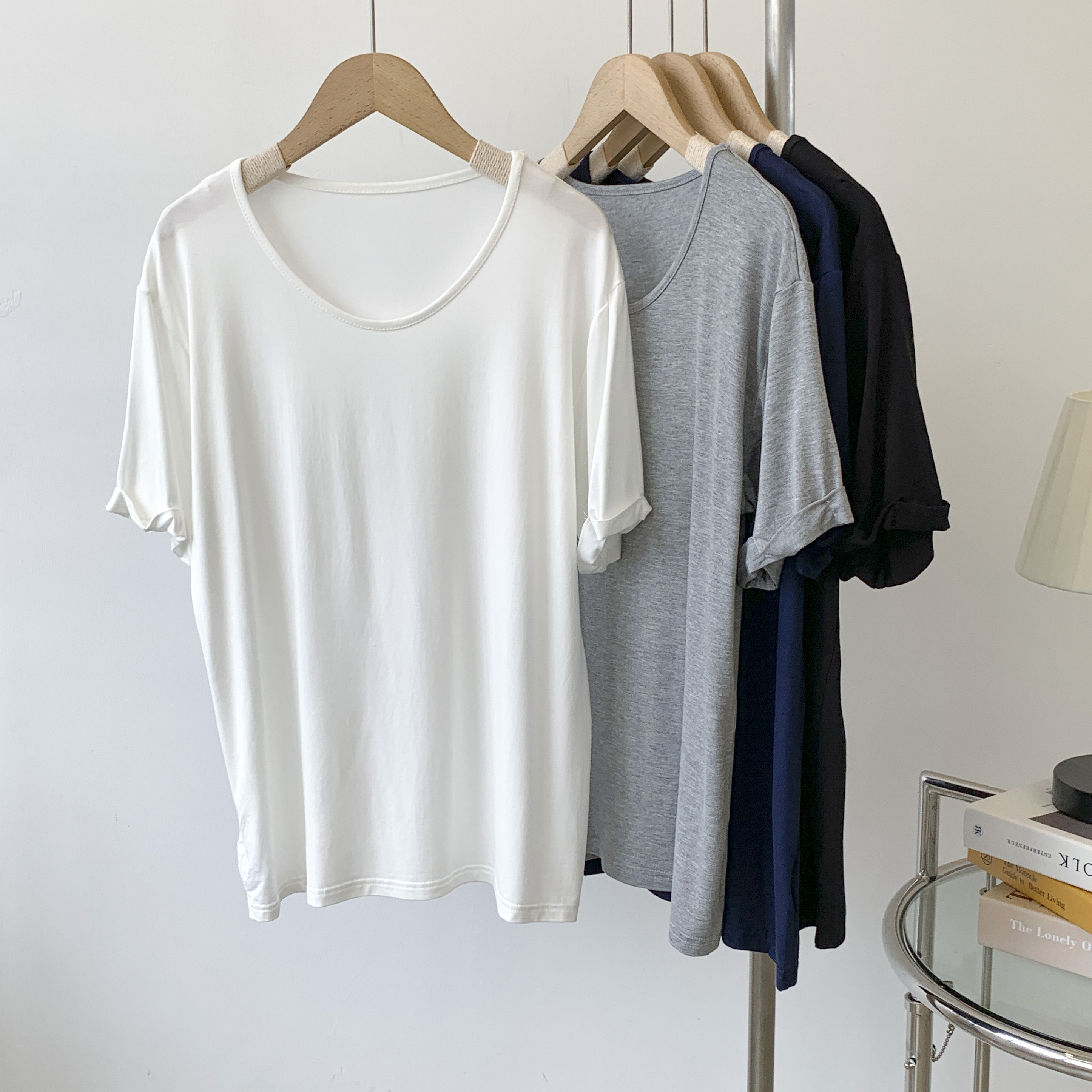 欧美风夏季简约圆领宽松纯色莫代尔卷边短袖T恤女纯色百搭打底衫,女装/女士精品,T恤,淘宝优惠券,粉丝福利购,淘宝优惠卷