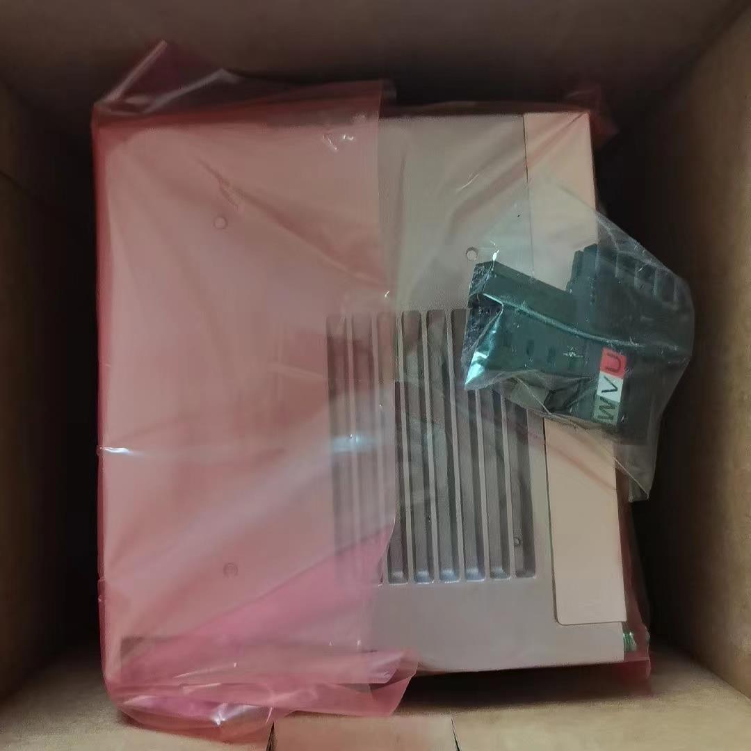 全新原装正品 施耐德 LXM23AU04M3X 伺服驱动器 400W 现货销售