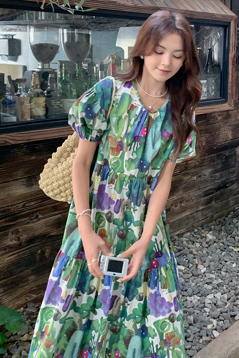 油画印花法式森系泡泡袖连衣裙女夏季新款显瘦小个子减龄茶歇裙,女装连衣裙,2C103