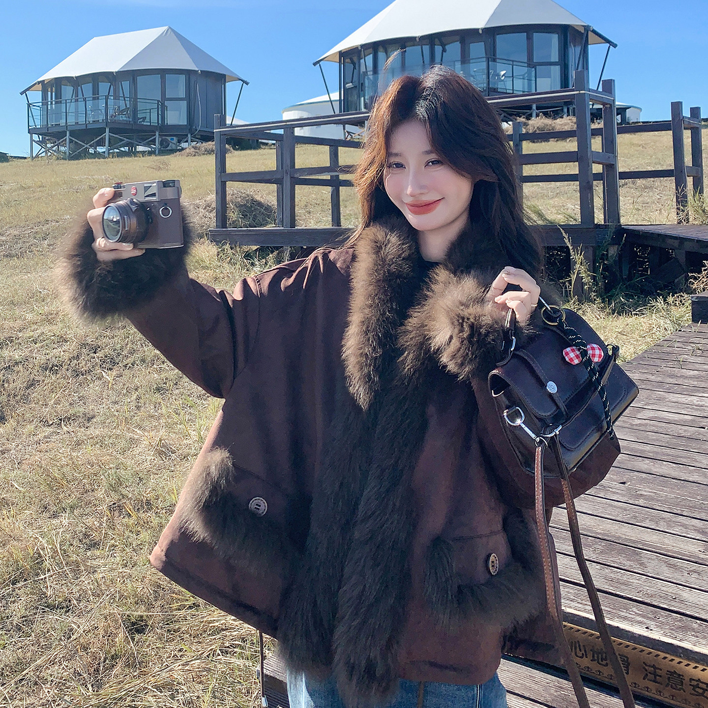 美拉德咖色减龄棉衣外套女2025年冬季新款韩版加厚保暖百搭派克服图片