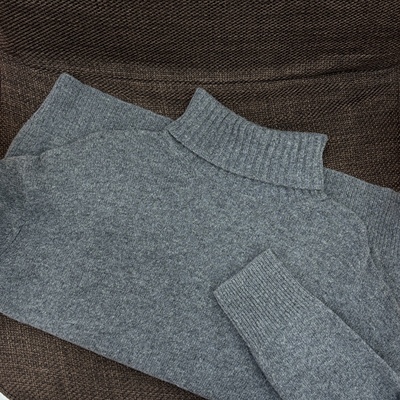 日本原单灰色高领毛衣女秋冬季新款加绒加厚高级感宽松内搭打底衫