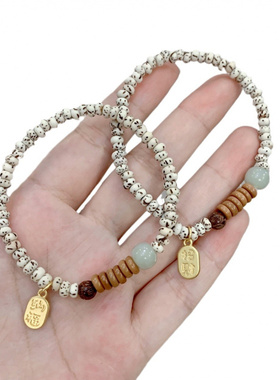 星月菩提子搭配和田玉橄榄核隔片