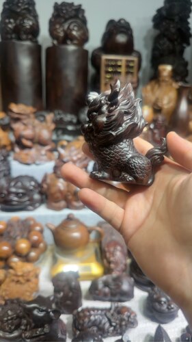 印度小叶紫檀麒麟摆件手把件文玩工艺品家居装饰品送礼收藏