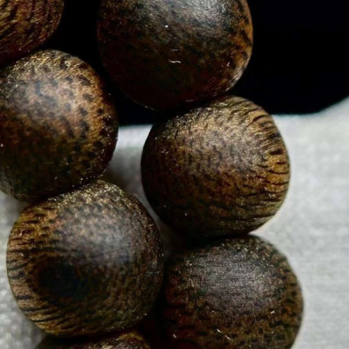 【藏品】熟结莺歌绿奇楠沉香九九