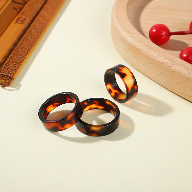 8mm素圈戒指仿玳瑁色指环民族风戒圈男女情侣款指环现货批发,珠宝/钻石/翡翠,戒指/指环,淘宝优惠券,粉丝福利购,淘宝优惠卷