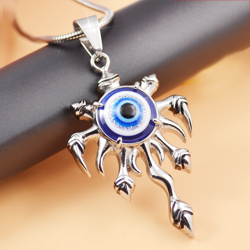 钛钢恶魔之眼项链日韩版八爪鱼眼睛饰品吊坠复古霸气男士个性