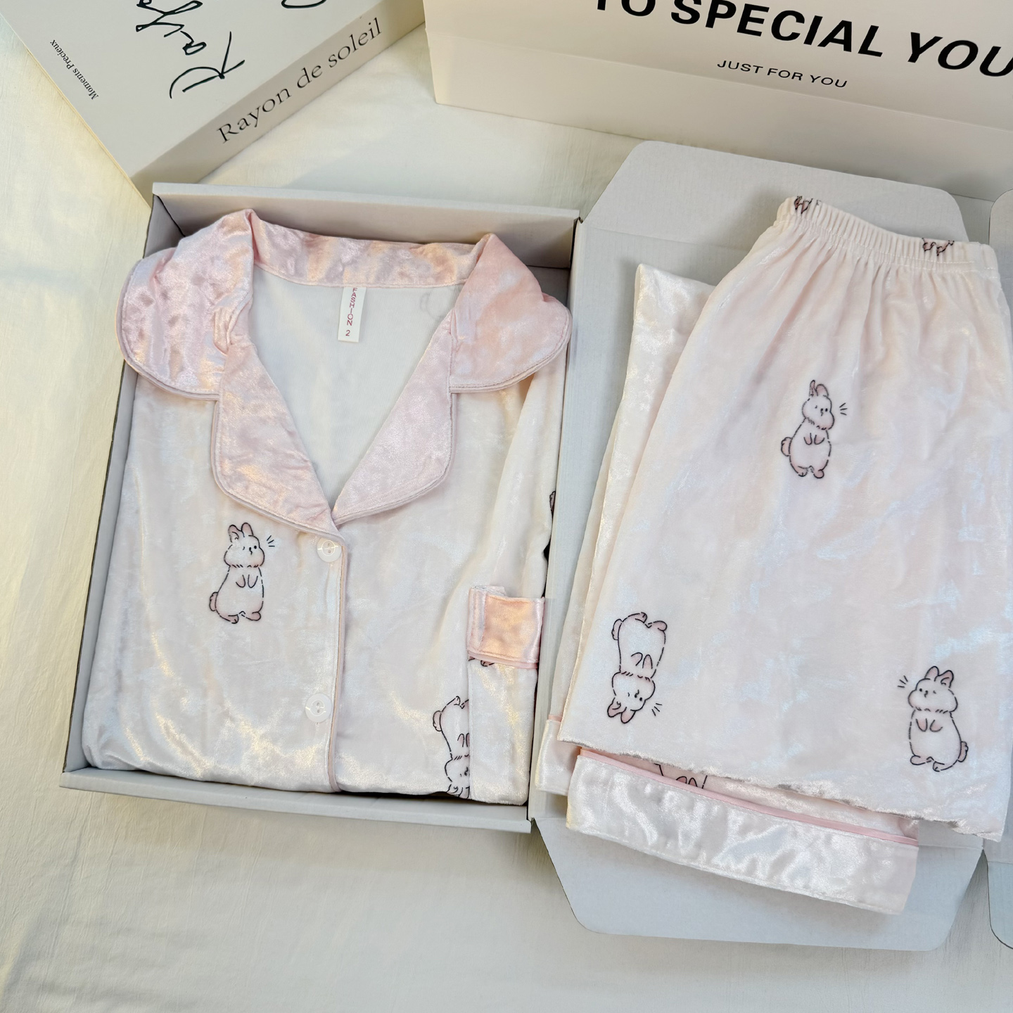 2025新款赵露思同款秋冬季睡衣女长袖金丝绒高级感金钻绒家居服