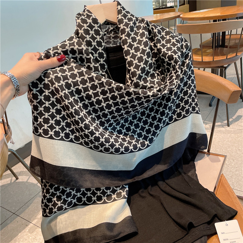 锁扣丝巾女秋季新款百搭时尚长款大披肩冬天薄款棉麻围巾纱巾两用