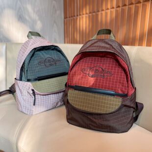 高级小众牛津布双肩包女2026新款时尚旅行女士背包轻便防水高颜值