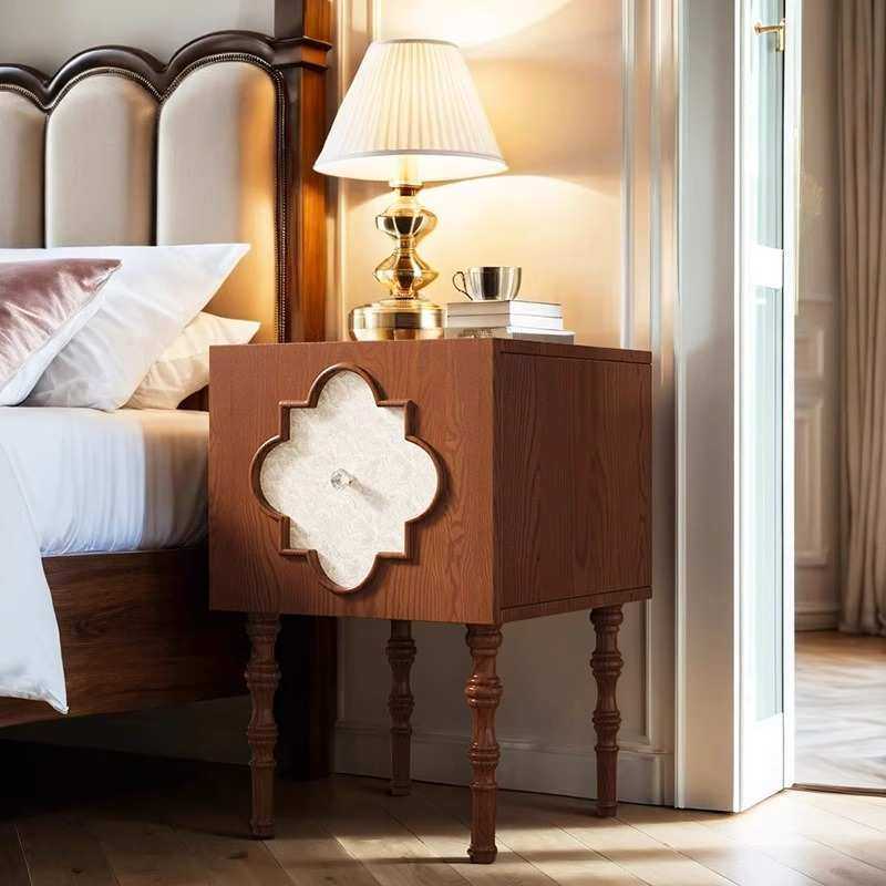 中古风床头柜法式白蜡木艺术感四叶草胡桃木色沙发边柜卧室床边柜,3C数码配件,USB灯,淘宝优惠券,粉丝福利购,淘宝优惠卷