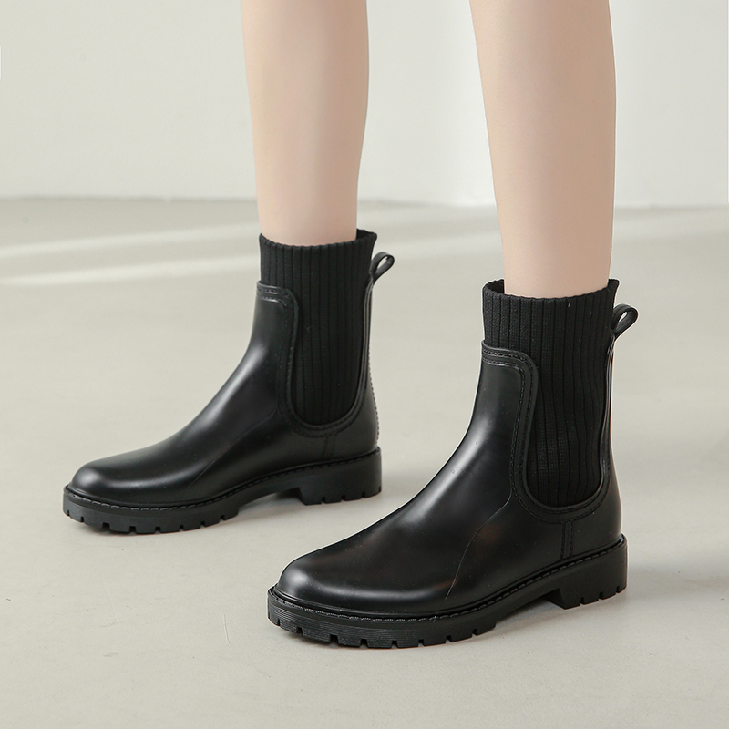 时尚雨鞋女款新款外穿短筒水鞋女式防水防滑胶女士雨靴时装靴套鞋
