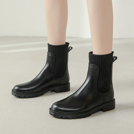 时尚雨鞋女款新款外穿短筒水鞋女式防水防滑胶女士雨靴时装靴套鞋