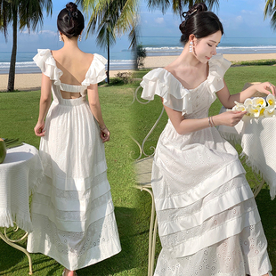 三亚海边度假连衣裙女夏波西米亚超仙旅游拍照荷叶边露背沙滩长裙