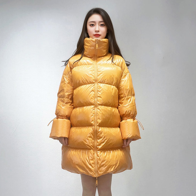 季候风新款时尚宽松显瘦高领加厚保暖90白鸭绒羽绒服女0894YA711