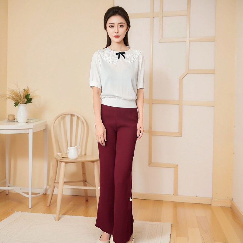 季候风秋季通勤新款舒适柔软修身纯色高开叉微喇休闲裤8692KF905