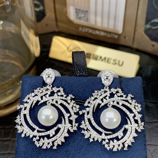 轻奢法式闪钻珍珠耳环小众设计感夸张耳钉高级感圆脸方脸显瘦耳饰