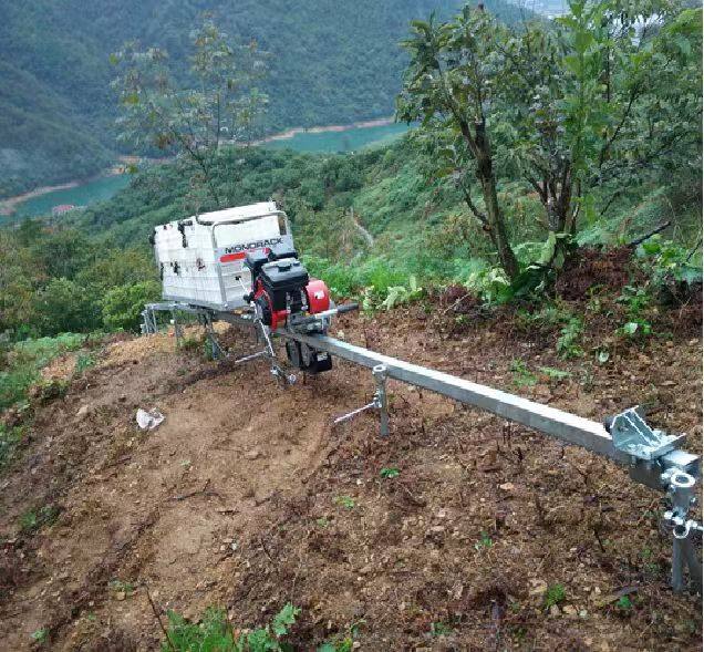 高山爬山神器果园运输机山地爬山轨道车运输爬山虎高山运输机器