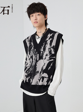 流石男装提花百搭V领针织背心2026年春秋季新款男生宽松时尚坎肩