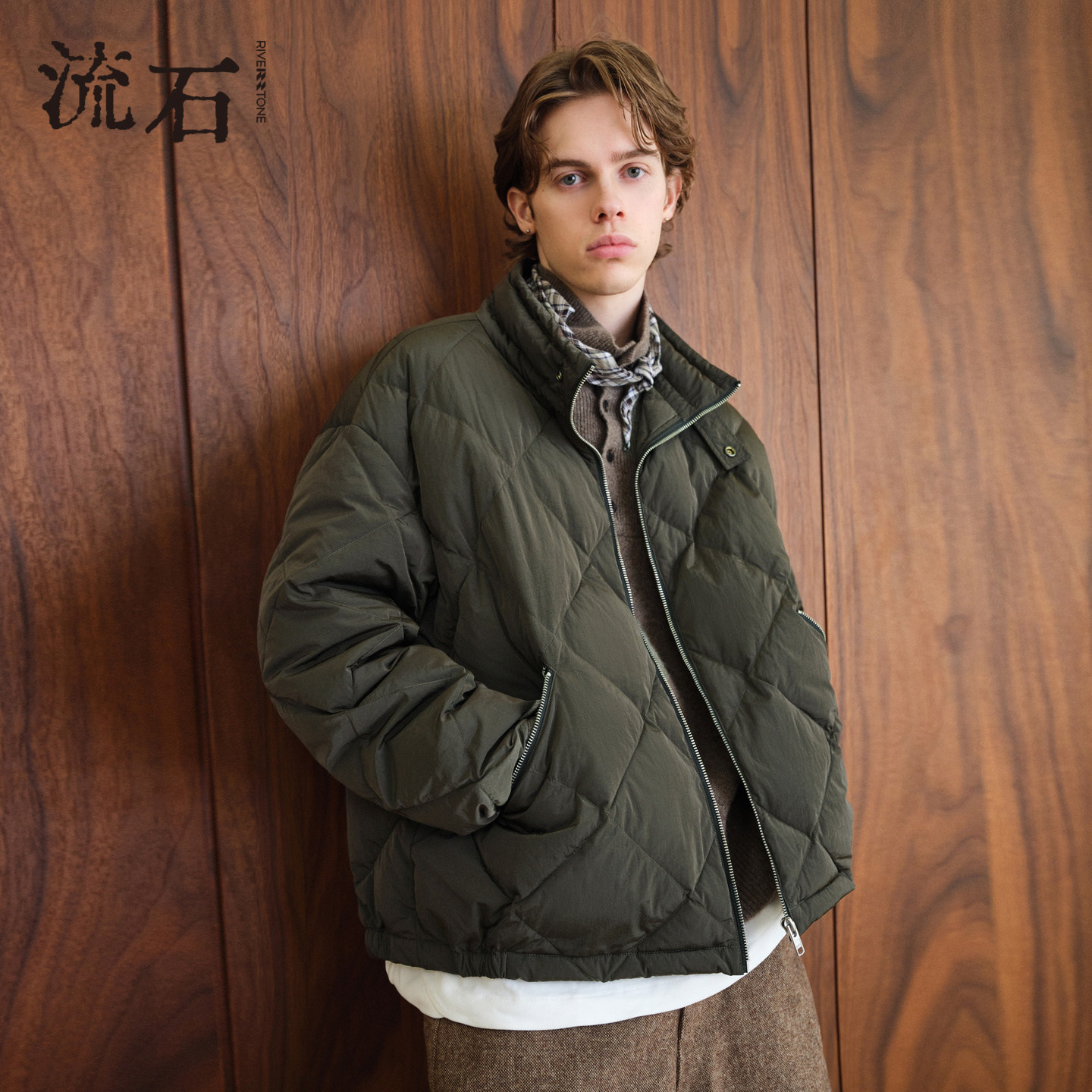 商场同款流石男装格纹短款羽绒服