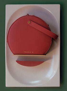 TREBLE Z / B&R新款真皮女包圆形切口设计单肩包斜挎包手提包红色