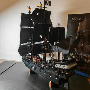 新品加勒比海盗杰克船长10365大型黑珍珠号拼装积木玩具礼物