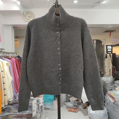 8095休闲设计感高领长袖针织衫女秋冬宽松纯色毛衣打底衫单排扣