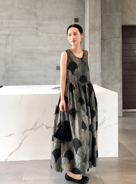 ALIN宝藏艺术家 植物脏染21姆米桑蚕丝斜纹绸雨伞背心连衣裙