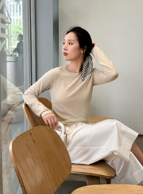 ALIN【意大利cariaggi】精纺真丝羊绒金银葱卷边长袖圆领针织衫