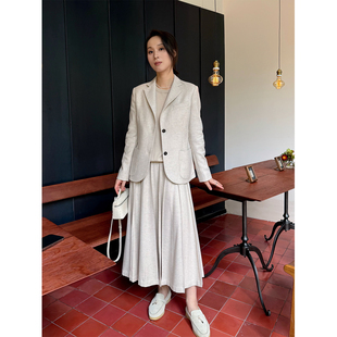 ALIN意大利点子花纱梭织羊毛羊绒 LP休闲西装+百褶A字半身裙套装