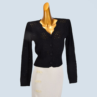 气质黑色v领长袖针织开衫女春季新款温柔风修身显瘦镂空上衣外套