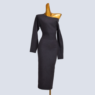 外贸原单设计感露肩针织连衣裙女秋季新款气质修身显瘦开叉包臀裙
