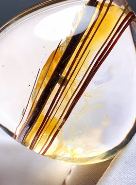 魅晶天然水晶晶体通透金红石与黄胶花共生 吊坠