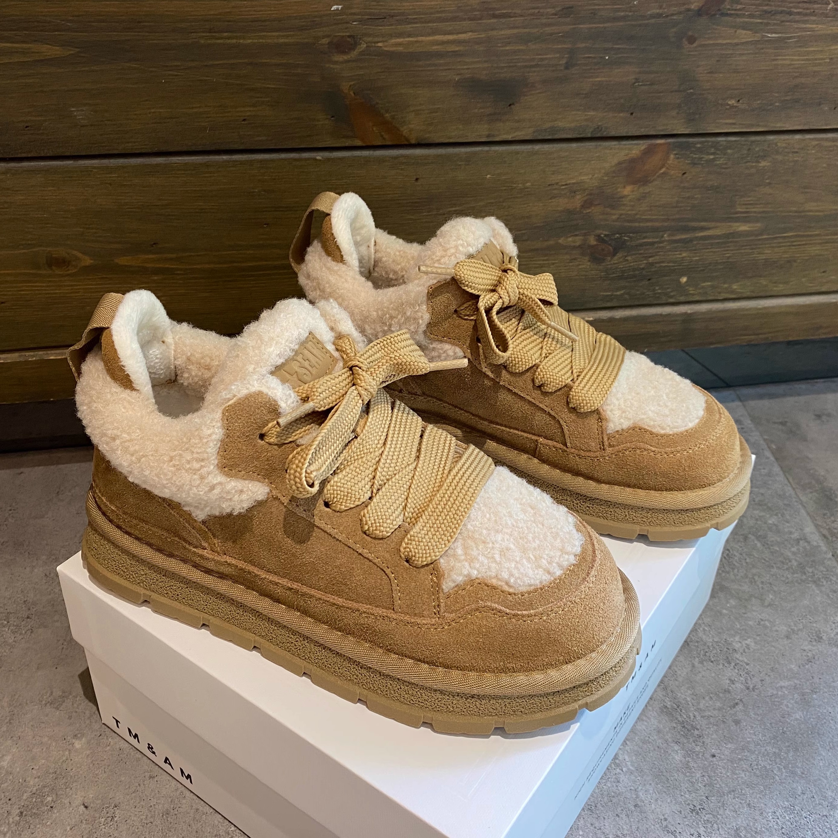 真皮毛一体雪地靴女2025冬季新款加绒厚底系带休闲保暖棉鞋毛毛鞋