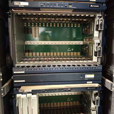 议价华为OSN9600机框，带风扇电源
