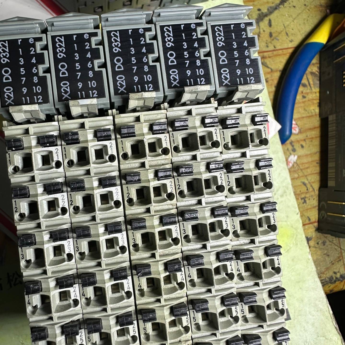 议价贝加莱X20DO9322 实物图  功能包好  8片