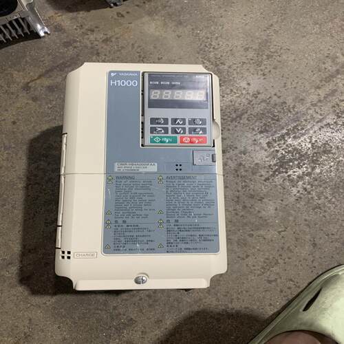 议价安川H1000变频器2.2KW，HB40009FAA，实