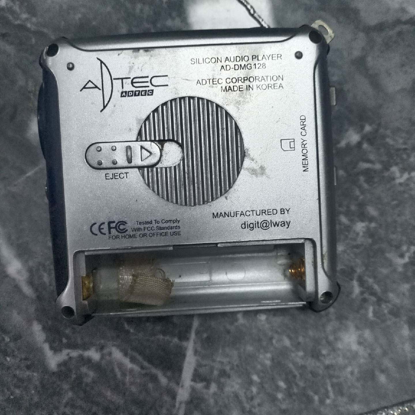 议价美播MP3 AD-DMG128，成色不错，正常使用，