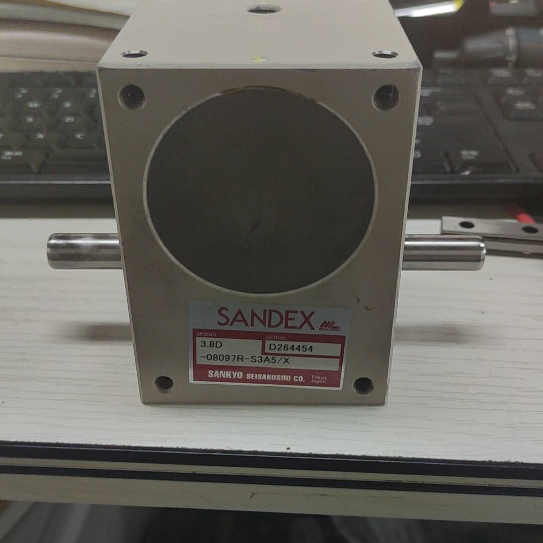 议价SANDEX分割器 3.8D 十二等分 ，自认为9成新